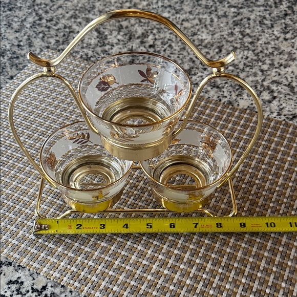 Libbey Frosted and Golden Leaf Pattern Serveware Set - Picture 12 of 14